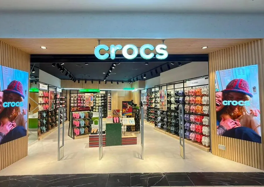 Façade de la boutique Crocs du Tanger Mall, terminée